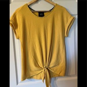Yellow top with tie